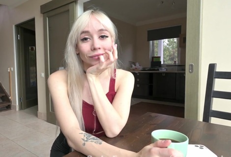 Предложил красивой сводной сестре шпили-вили в день её восемнадцатилетия